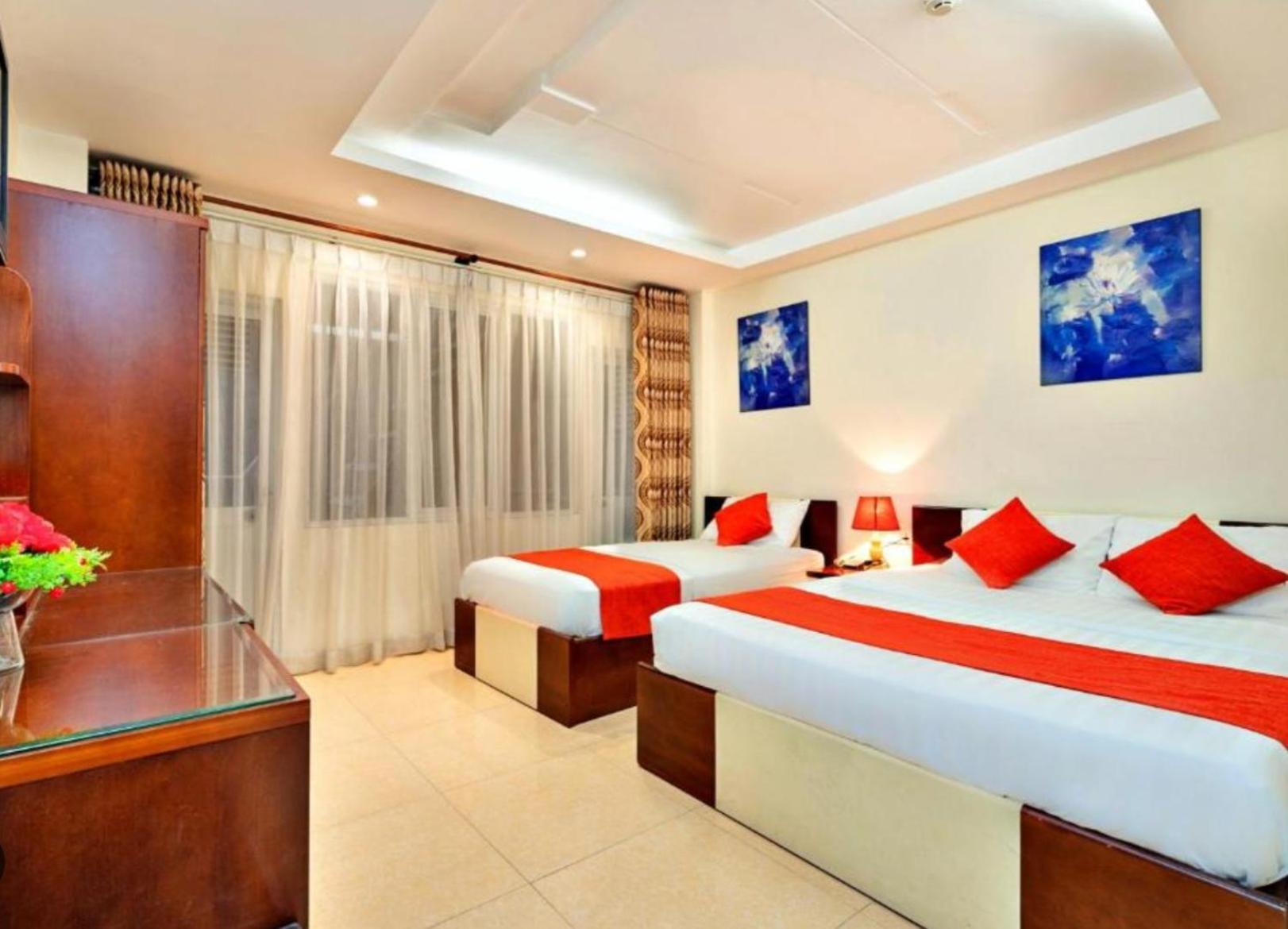 סארי Empress Madani Palace Hotel מראה חיצוני תמונה
